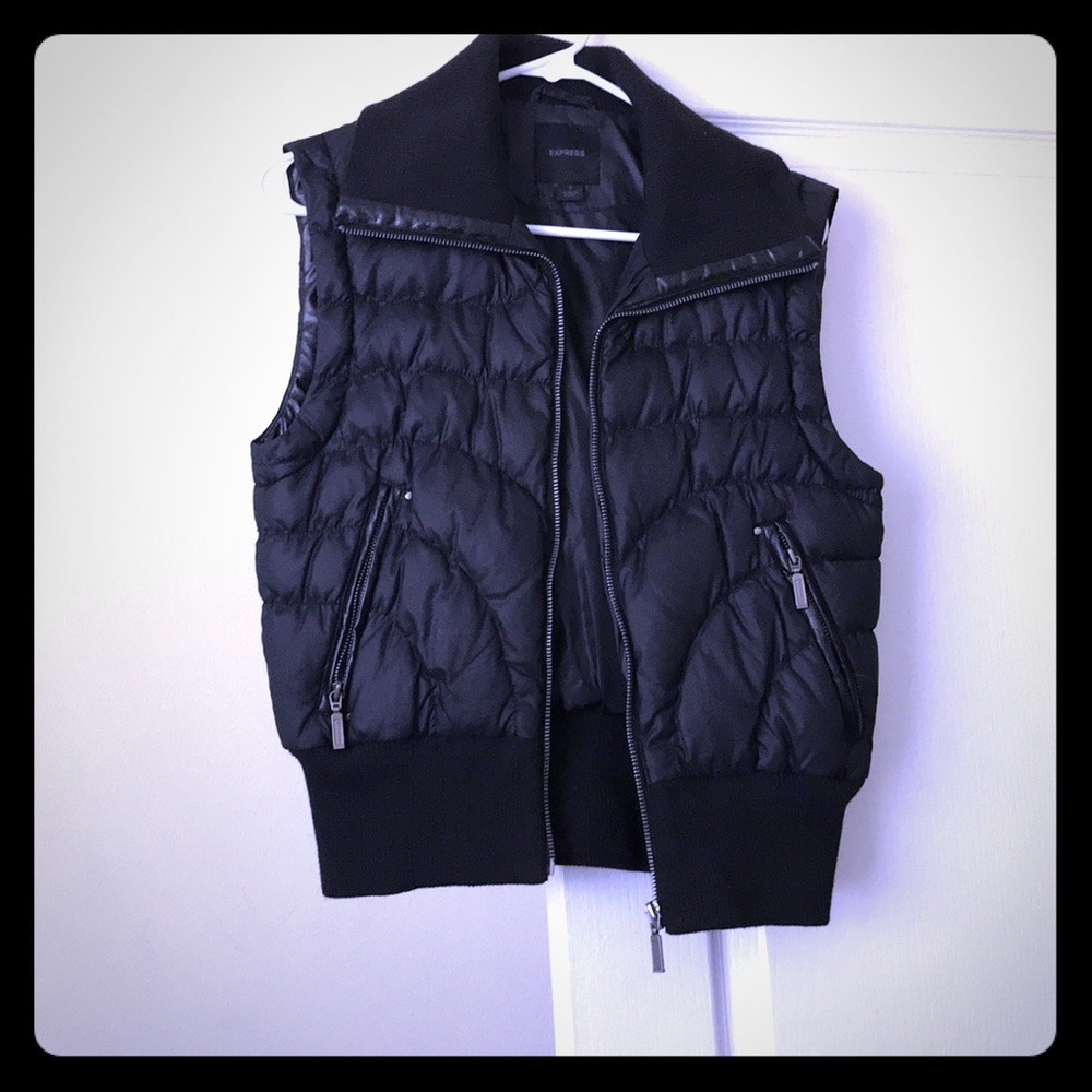 Express black puffer vest